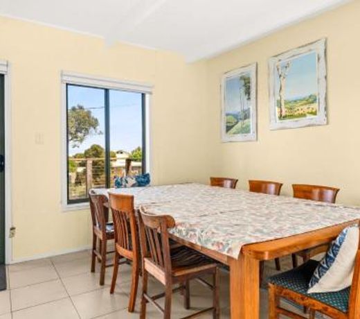 2 Graydens Court Smiths Beach