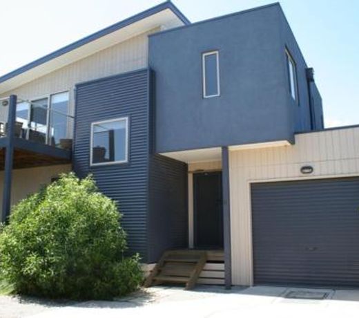 Unit 2 at 49 Barramundi Avenue Smiths Beach