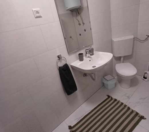 Rose Apartmans