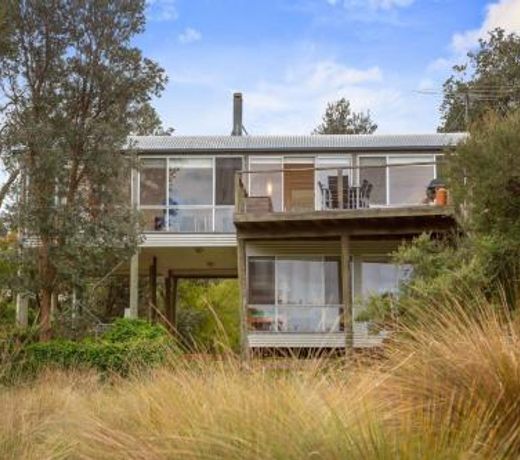 36 Bruce Road