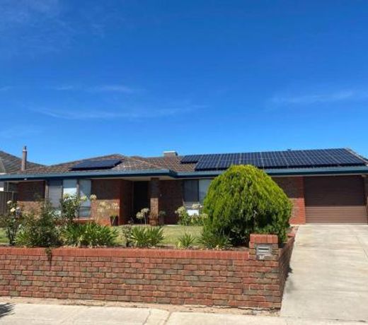 Comfortable Home in Camden Park