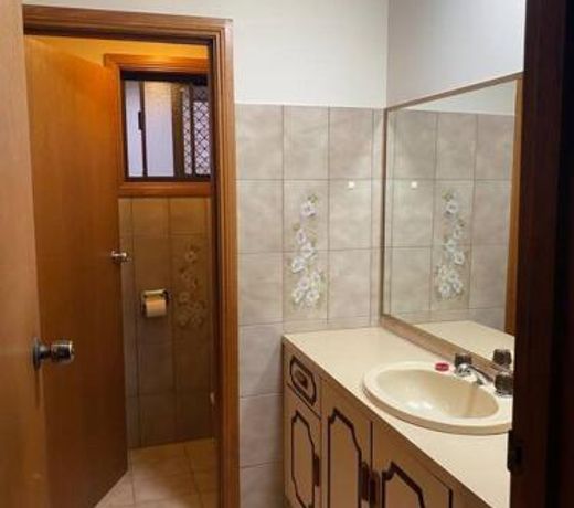 Comfortable Home in Camden Park