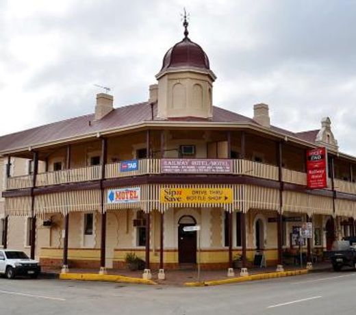 Railway Hotel Motel Peterborough