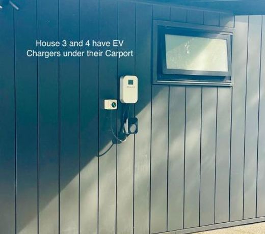 Vale 194 - Newly built in McLaren Vale - 5 holiday homes with king size beds