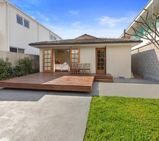 Chainey Avenue - Holiday House!