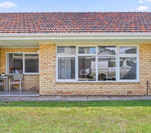 Sundaze - Somerton Park - C21 SouthCoast Holidays