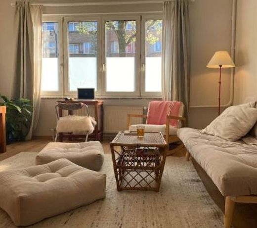Superbe appartement avec jardin et sauna, plus jacuzzi en ete