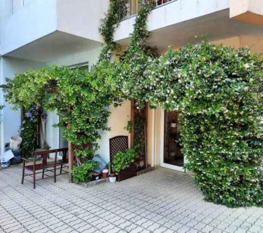 Central, 1 Bed Apt, 3* Yassen