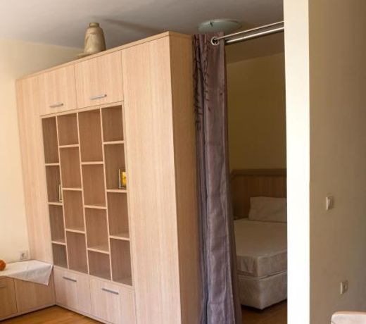 Studio on Maxi complex with parking