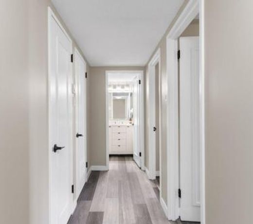 Newly Renovated 2 Bedroom Downtown Saskatoon Condo