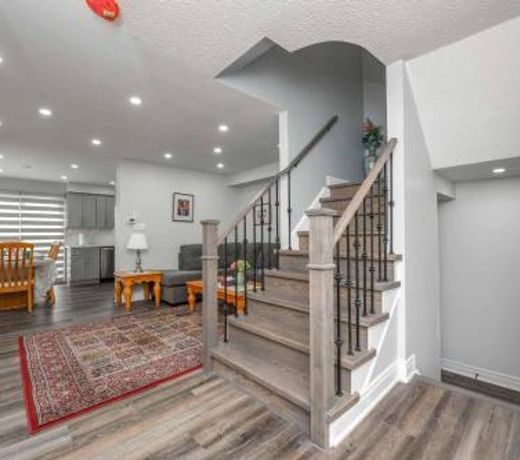4 bedrooms 4 baths complete Home in Churchill Meadows, Mississauga