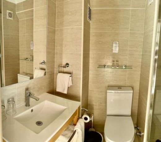 Hotel y Departamentos La Serena - Caja Los Andes