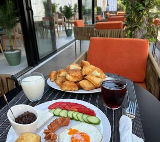 Andor Luxury Hotel