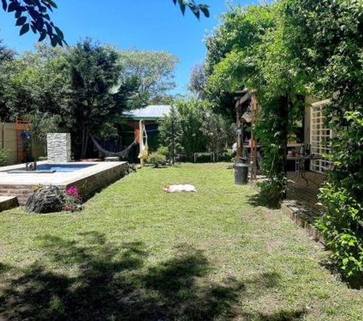 Casa en laguna lobos