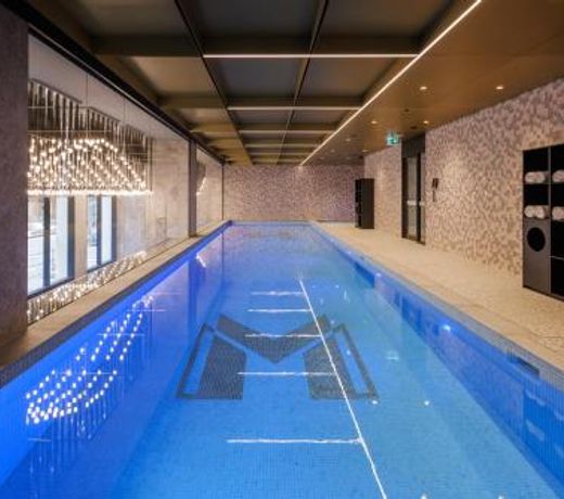 Meriton Suites King Street Melbourne