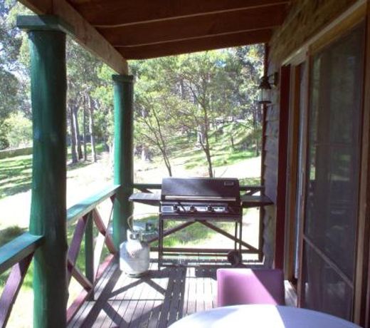 Nutley Cottage with river view Bermagui Linen provided