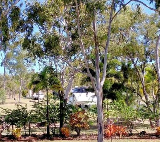 Tamarind Gardens Camping, Caravans, Accommodation