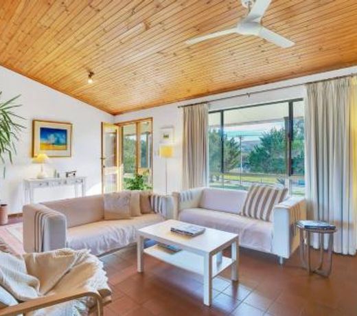 3 Seagull - BYO Linen - Beachfront Sand Dunes