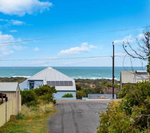 Ocean View 12 Corcoran Ave Goolwa Beach - BYO Linen
