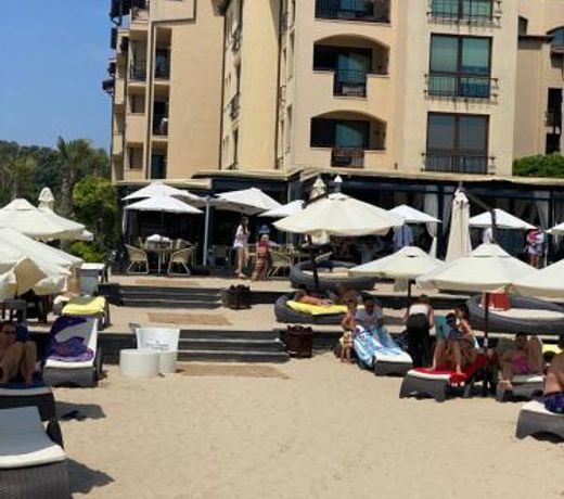 VIP CLUB OAZIS SUNNY BEACH