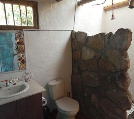HOSTAL CASA DE GUADUA/ THE BAMBOO HOUSE