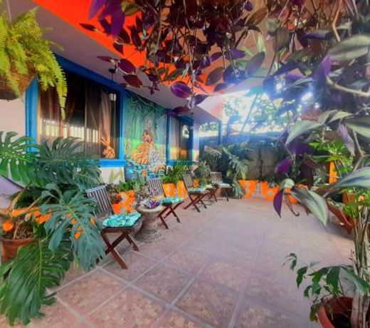 Nirvana Apartament Hostal