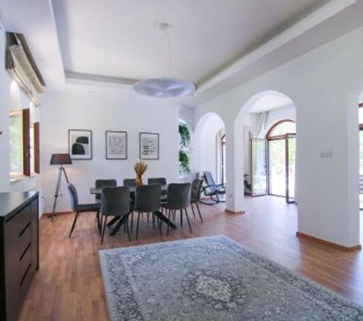 Phaedrus Living: Luxury Villa Kathikas