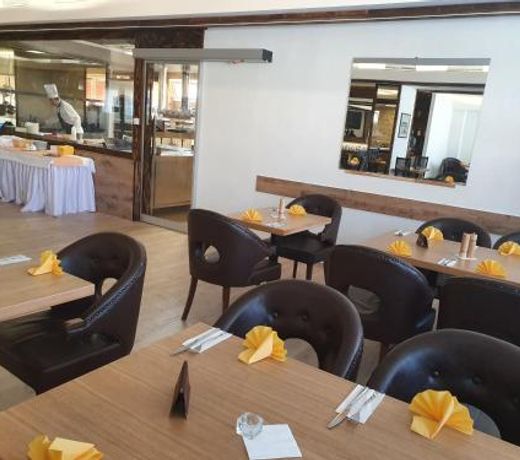 Hotel Frymburk