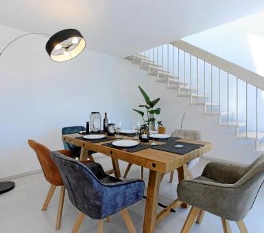 Luxus uber 2 Etagen mit Balkon in Elberfeld