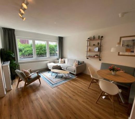 Townhouse Am Kurpark - Wohlfuhlort in zentraler Lage inklusive Handtucher, WÃ¤sche, Parkplatz, Netflix und WLAN