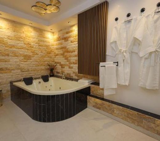 Suites Aix la Chapelle, Exclusive Apartments, Wellness and more, Aachen City