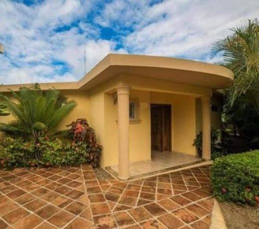 la Villa del Sol