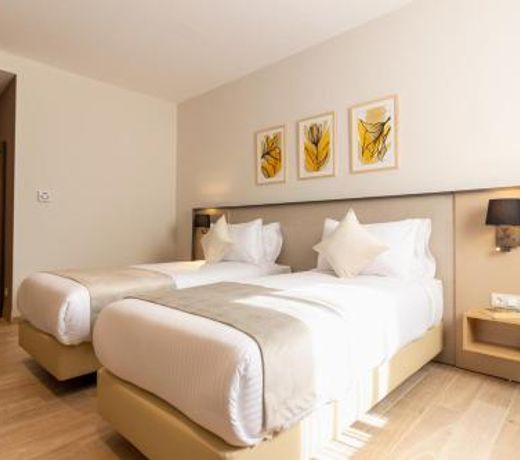 Golden Tulip Opera Alger
