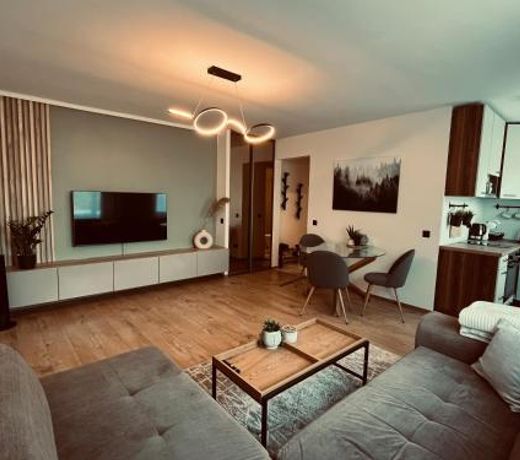 Family 3 room Apartment -self check-in
