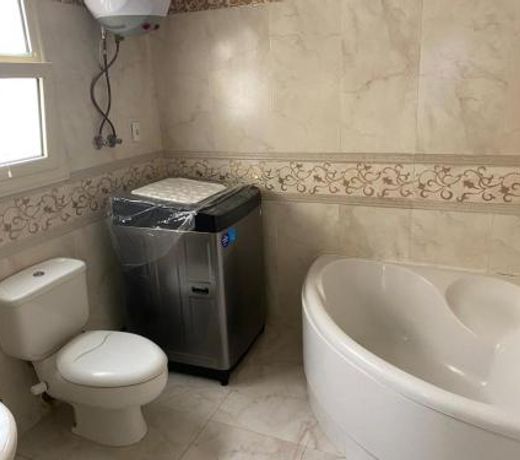 Luxury apartment in front of the AUC