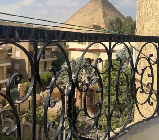 Pyramids golf View, apartment