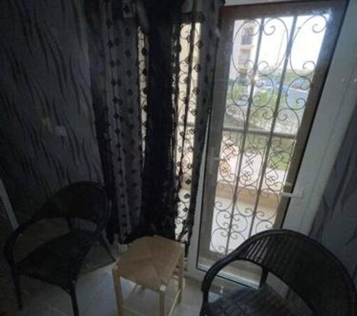 Rehab 2- Modern one bedroom with garden
