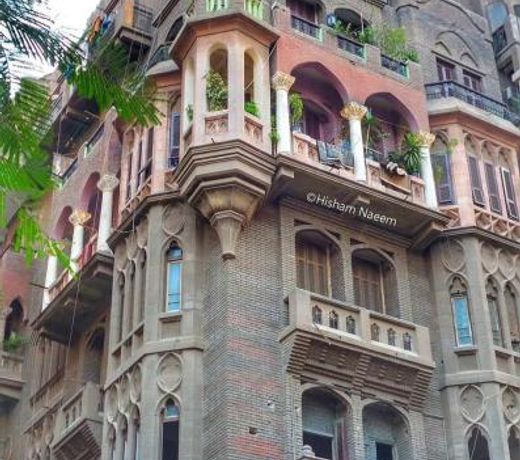 New palace court