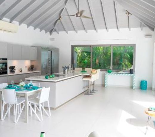 VIP The Beach House