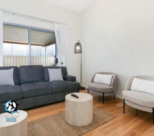 Light Filled Modern & Stylish 3BR Holiday Home