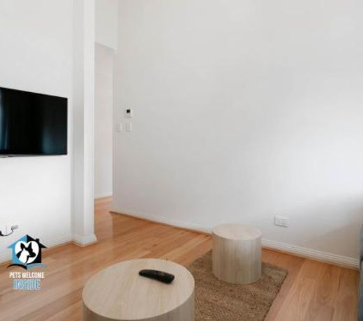 Light Filled Modern & Stylish 3BR Holiday Home