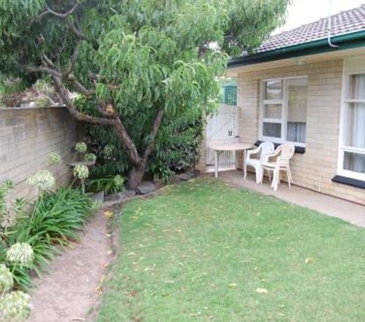 Comfortable Unit Close to the Beach
