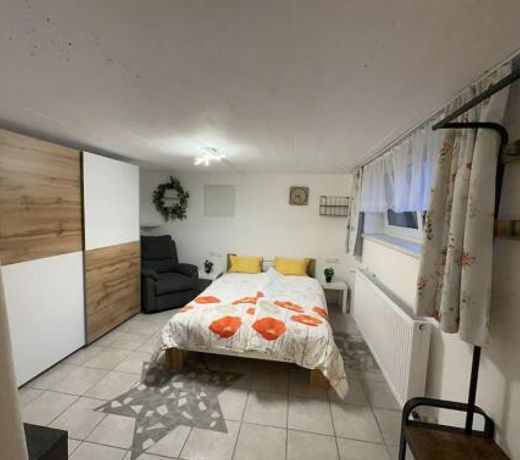 Gemutliche kleine Wohnung mit Garten