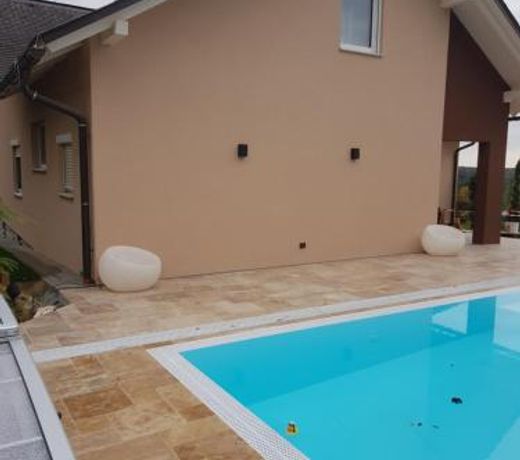 Ferienwohnung mit Pool an der ApfelstraÃe