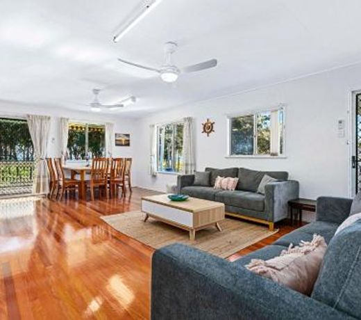 OceanViews on Burrum Whole