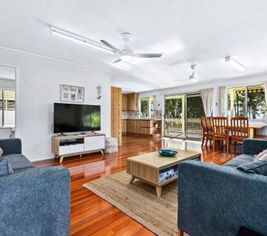 OceanViews on Burrum Whole