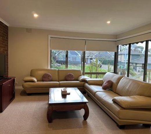 Central Sunbury home with top views