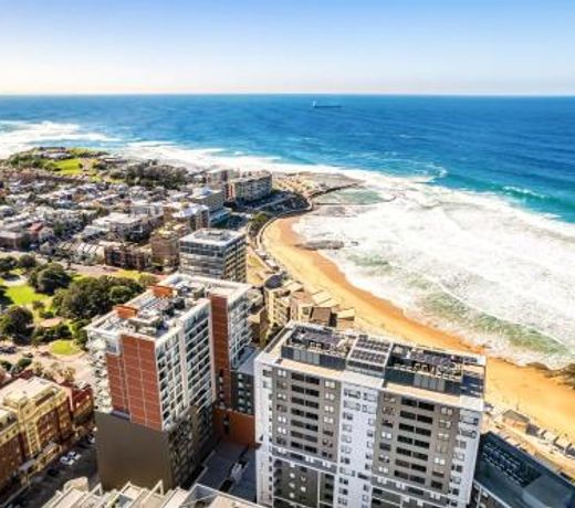Beach Petite -CBD -Parking Options
