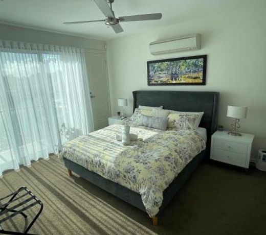 Clearview Waters - 4 King bedrooms, 3 bathrooms & views