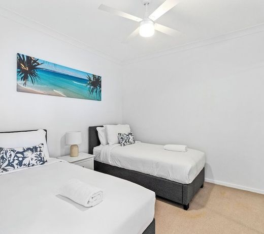 Harbour Quays Apartments